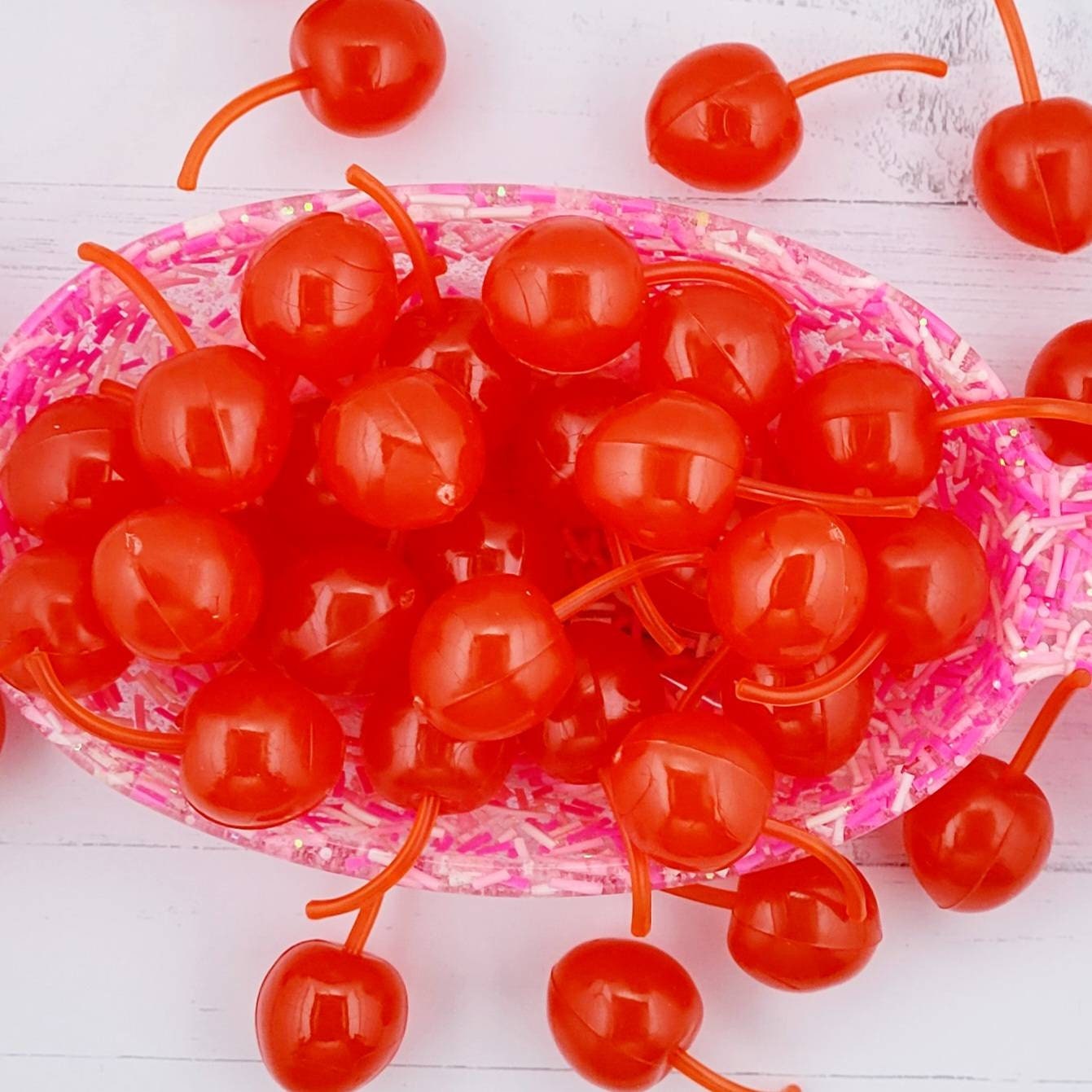 5 pieces Realistic Large Maraschino Cherries, Fake Food, Fake Bake Supplies, Tiered Tray, House Staging, Photo Props, Kitchen Decorations