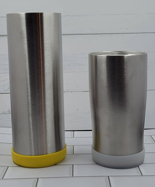 Medium Size tumbler bottoms. Silicone bumper bottoms. Fits 20 oz Skinny Tumblers -- 4 in 1 (14oz) tumblers --12 oz Kids Water Bottle
