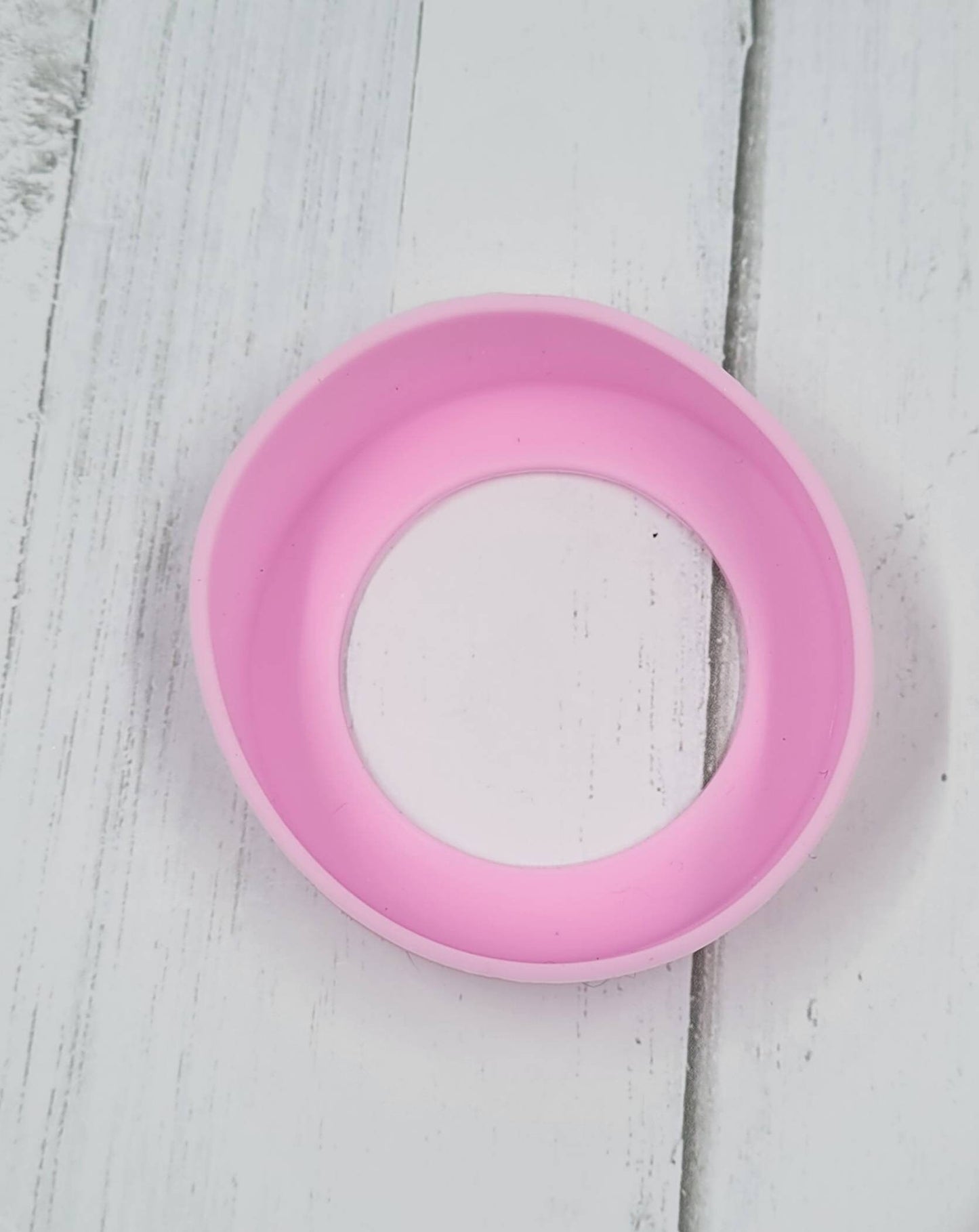Small Size Silicone Tumbler bumpers. Fits MOST 12 oz Kids Tumblers & 8 oz Kid Tumblers.