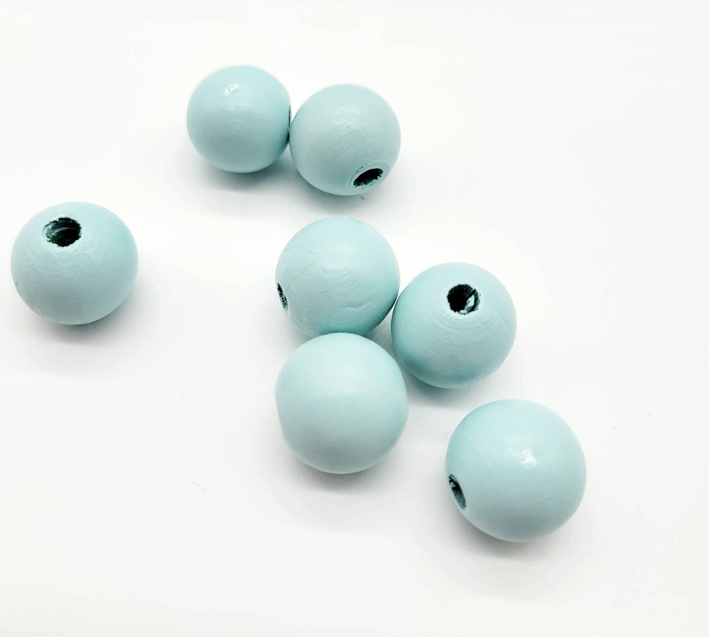 Wood Beads, 16 MM Shades of Blue Beads for Garlands, Tiered Tray Decorations. Perfect for Wreath Attachments. Craft Beads for DIY projects.