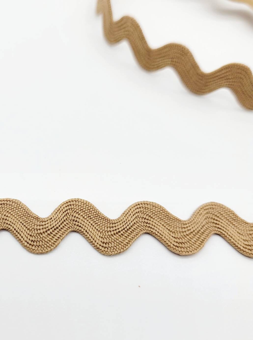 8 MM Ric Rac, Craft Ribbon, Textured Embellishment Ribbon, Craft Projects, Sewing Notions, Fabric Trim, Sandy Brown