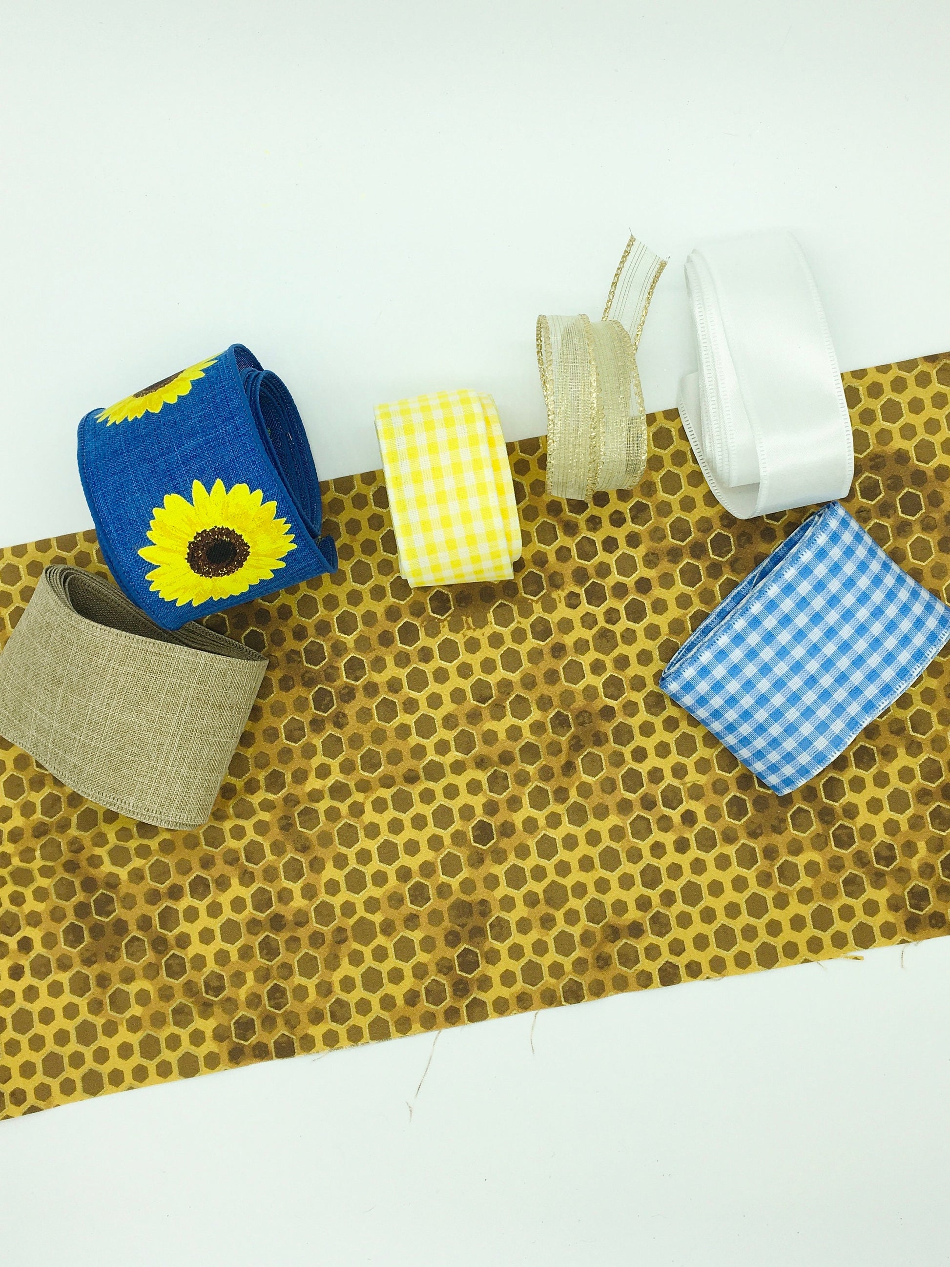 Bee Hive, Wreath Kit DIY, Bee Decor, Bee Wreath, Bee Door Hanger, Wreath Attachment Kit, Mother’s Day Gift, Spring Decor