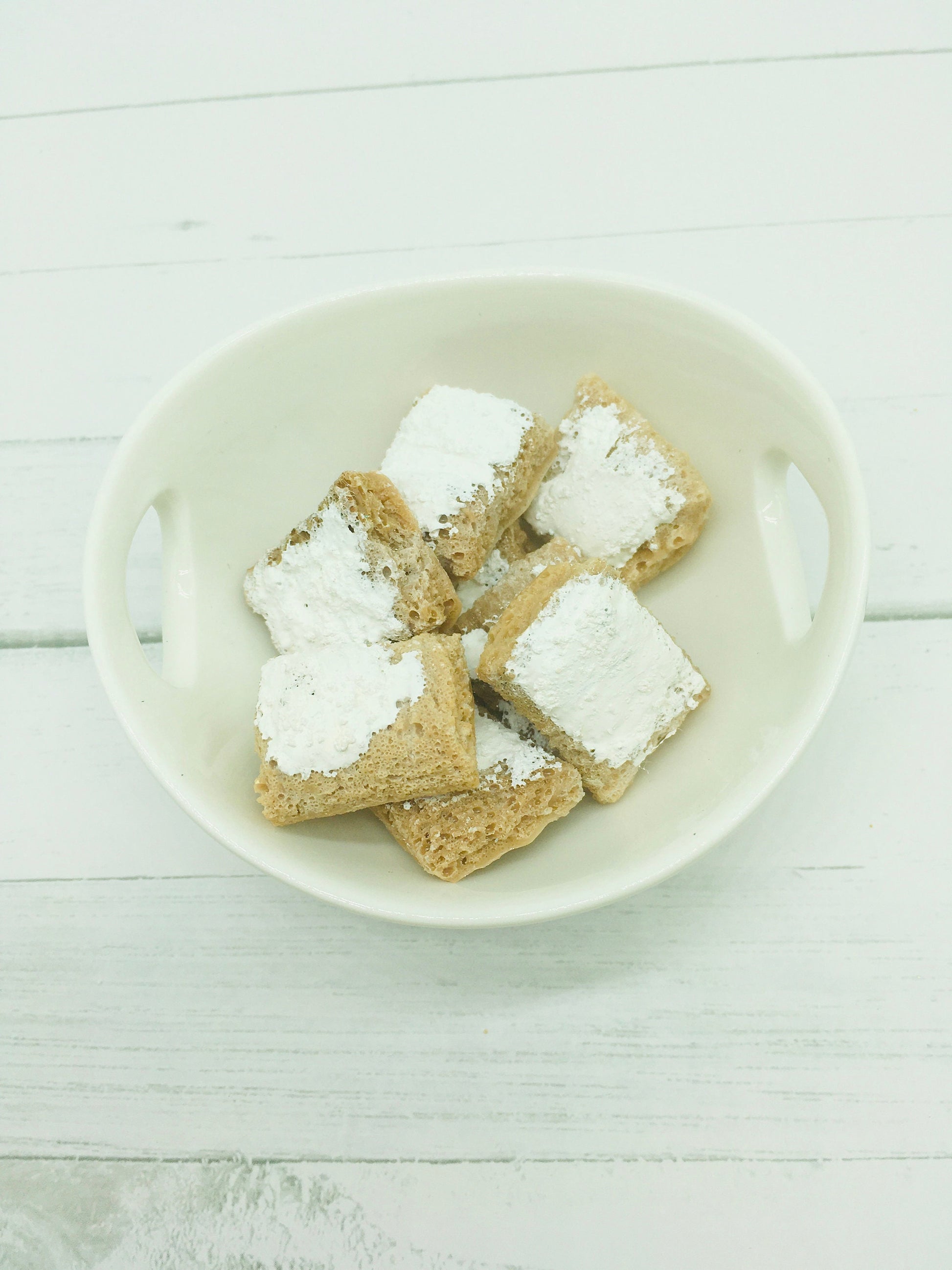 Faux Cereal, Fake Frosted Wheat Squares, Decoden, Fake Food, Photo Props, Kitchen Staging, Tiered Tray Decor, Fake Baking Crafts