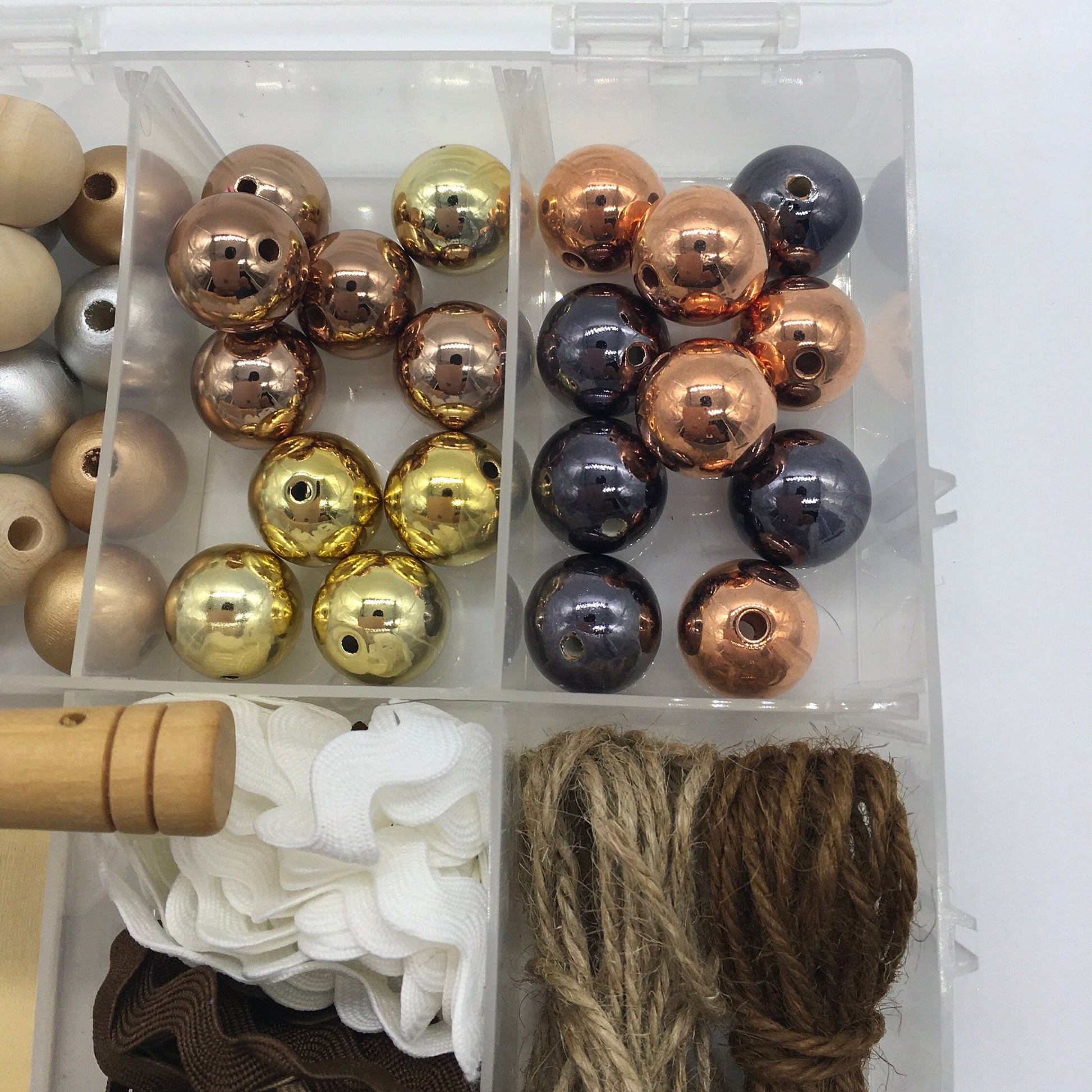 Latte Theme, Bead DIY Kit, Mini Wood Scoop, Wood Beads, Acrylic Beads, Twine, Donut Cabochons, Bead Garland DIY Craft Kit, Faux Coffee Beans