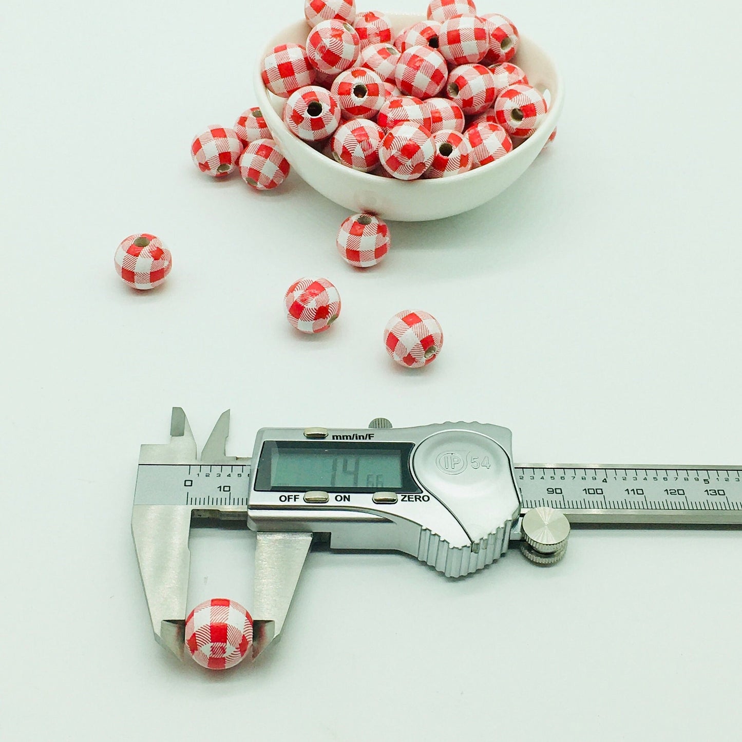 Wood Beads, Red, White Plaid Beads, Garland Beads, Home Decor, Tiered Tray Decorations, Craft Projects, Jewelry Beads