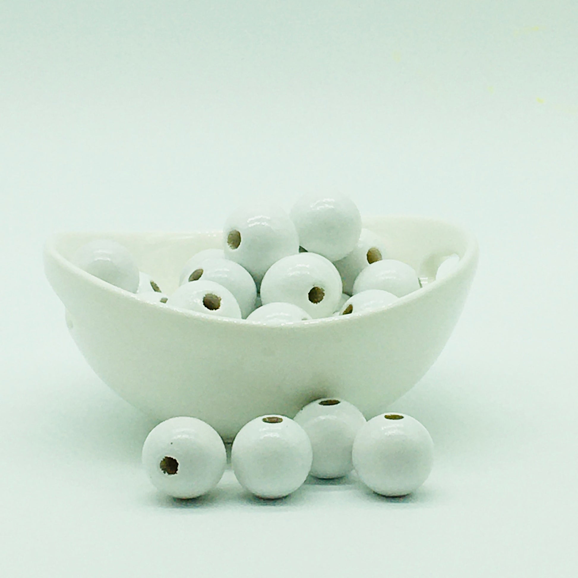 Wood Beads, White Beads, Garland Beads, Home Decor, Tiered Tray Decorations, Craft Projects, Jewelry Craft Beads