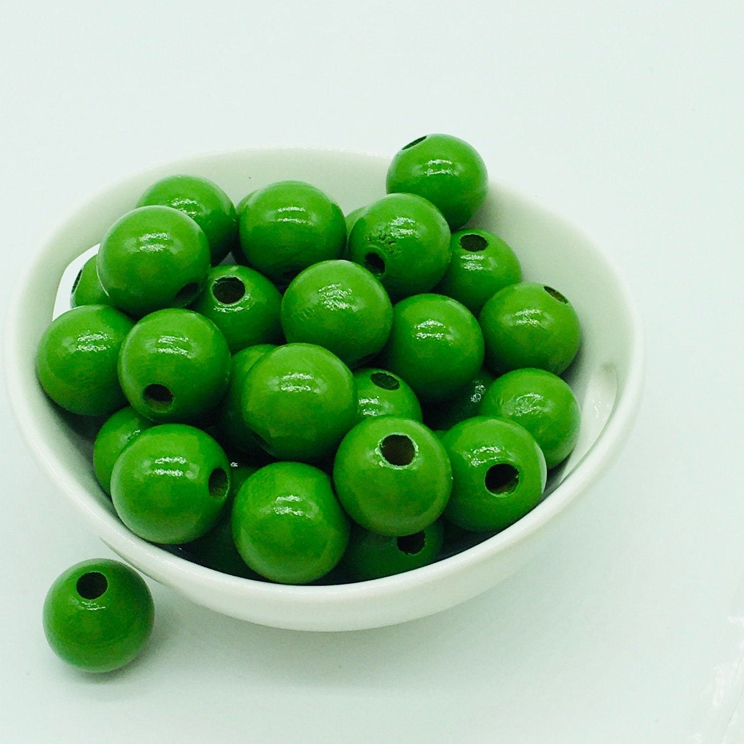 Wood Beads, Green Craft Beads, Garland Beads, Home Decor, Tiered Tray Decorations, Craft Projects, Jewelry Craft Beads